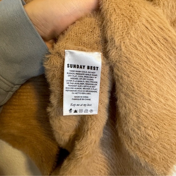 Aritzia Sunday best fuzzy long sleeve sweater - Picture 6 of 8